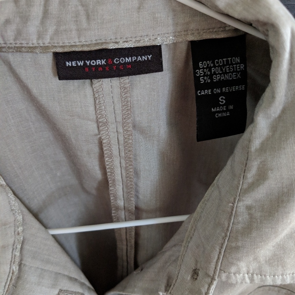 New York and company dress shirt